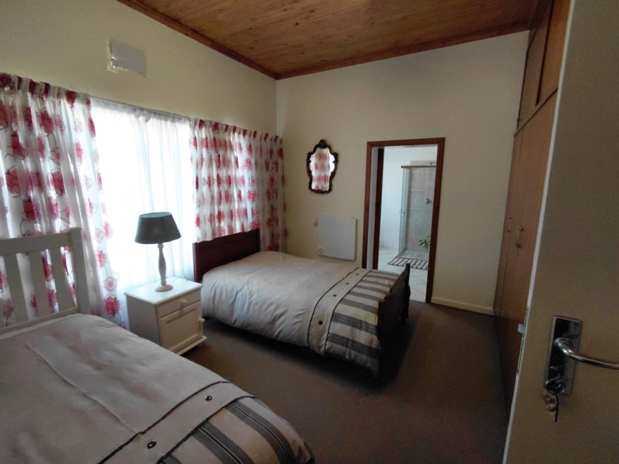 4 Bedroom Property for Sale in Wilgenhof Free State